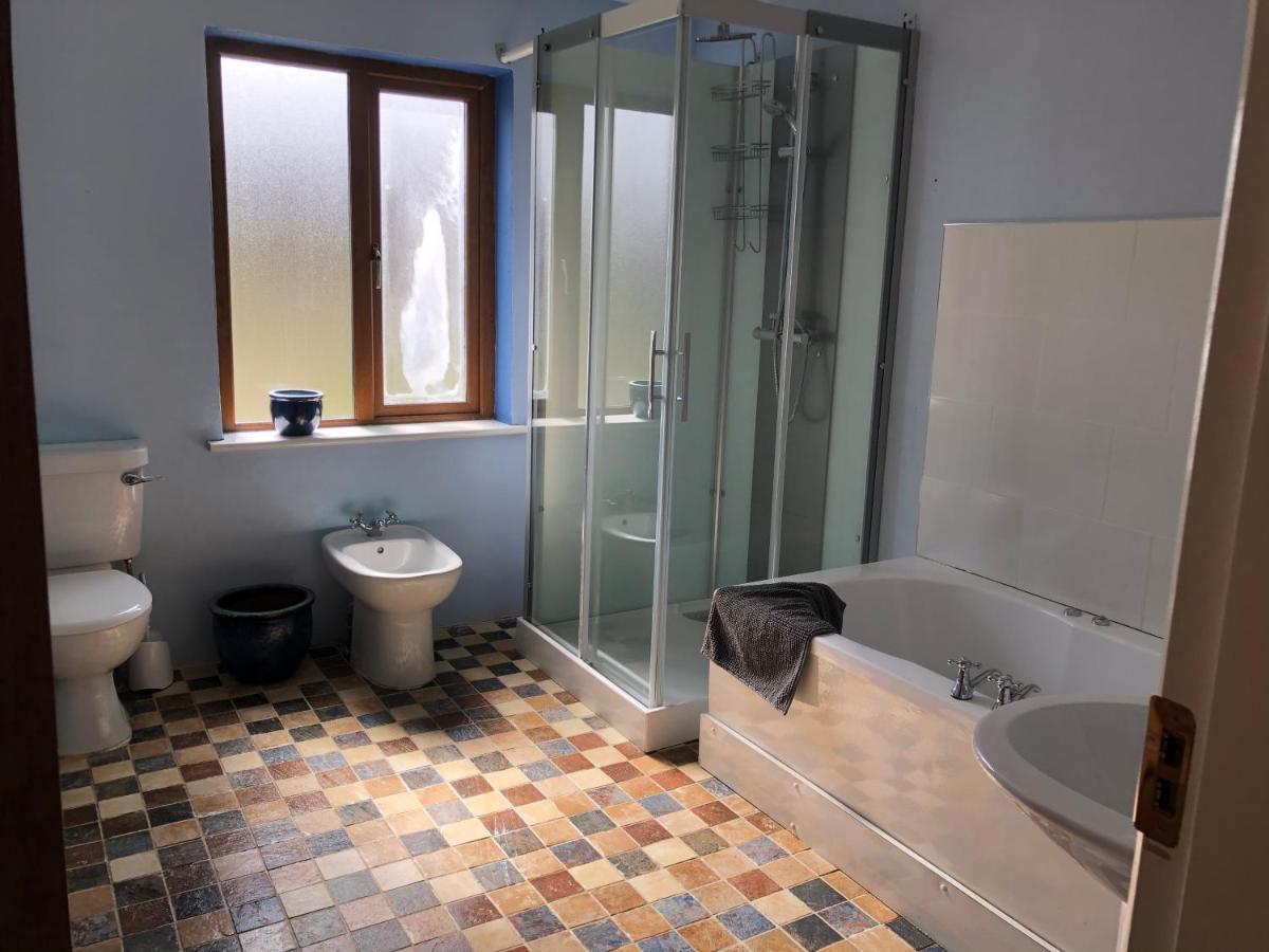 House With Sea Views Close To Beach With Wifi And Large Kitchen And Dining Ardnagreevagh Buitenkant foto